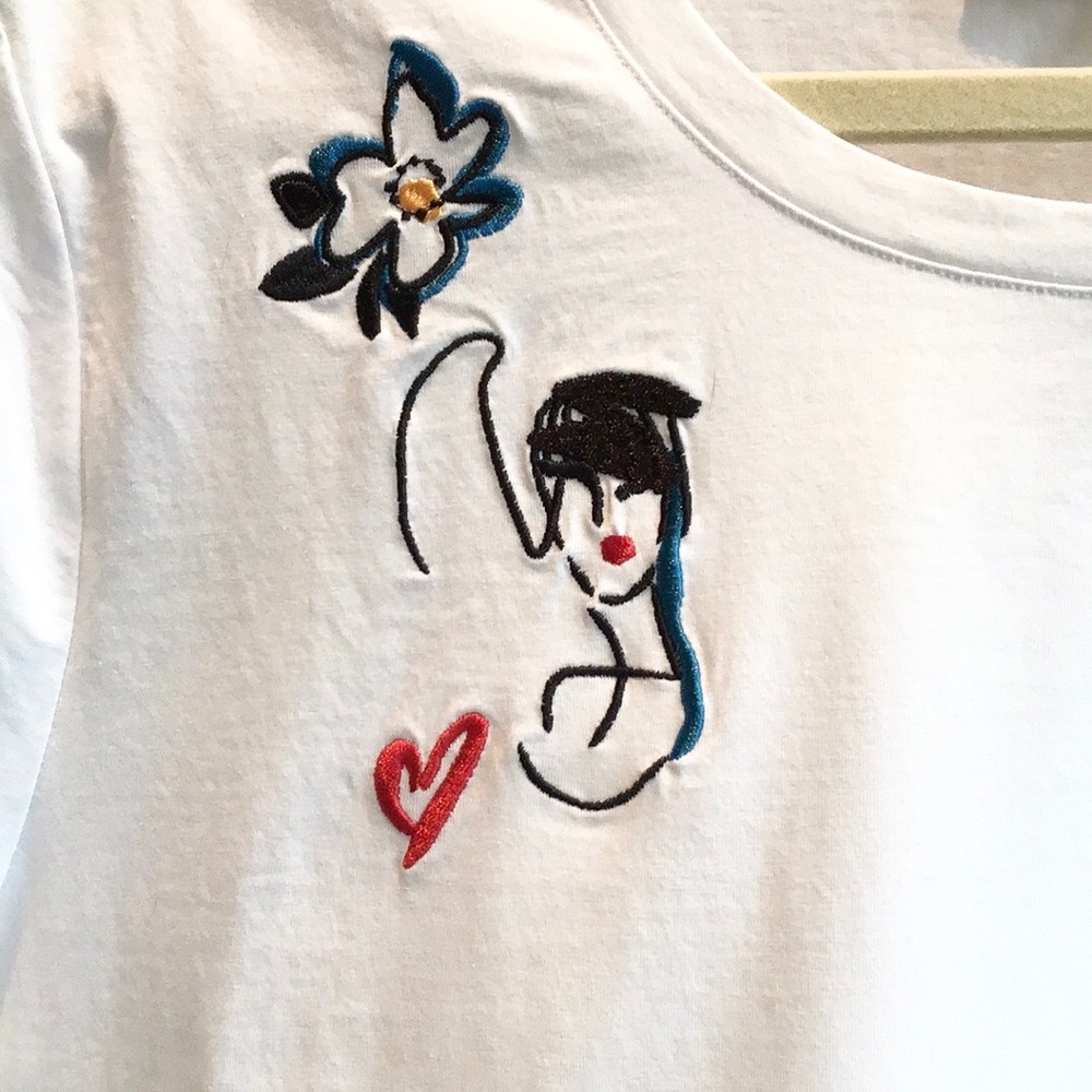 Karl Lagerfeld Embroidered Logo Whimsy Short Sleeve Tee Sketch Artwork Paris - Picture 7 of 15